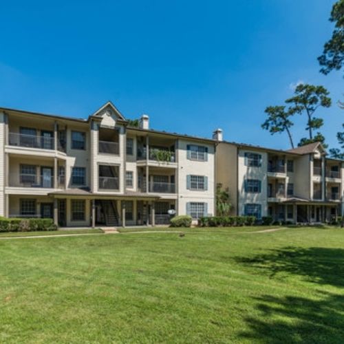 Houston Multifamily Community with Significant Value-Add Potential Trades Hands via Walker & Dunlop
